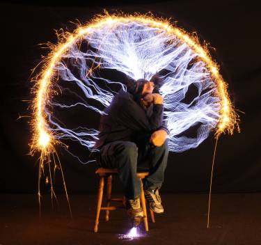 tesla_coil_high_resolution_desktop_2893x2720_wallpaper-311307
