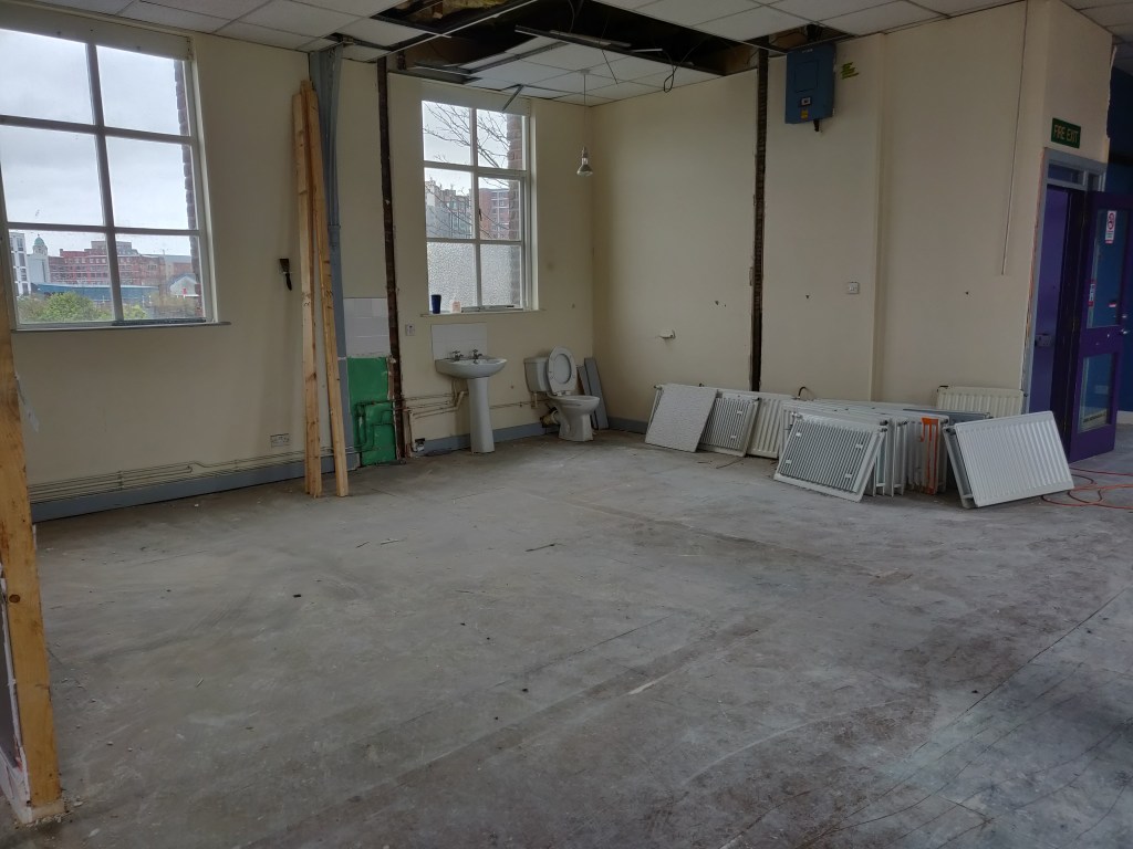 Briefly the best toilet in Weavers Court Business Park.